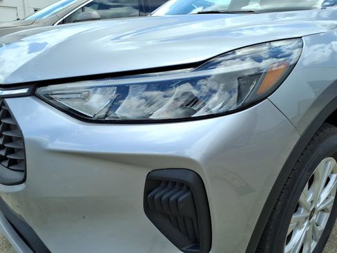 Used 2024 Ford Escape Active AWD/4WD image 11