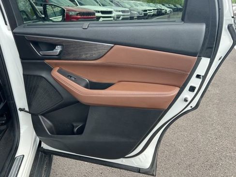Used 2022 Acura MDX SH-AWD w/ Advance Package image 32