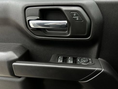 Used 2024 Chevrolet Silverado 1500 Custom image 27