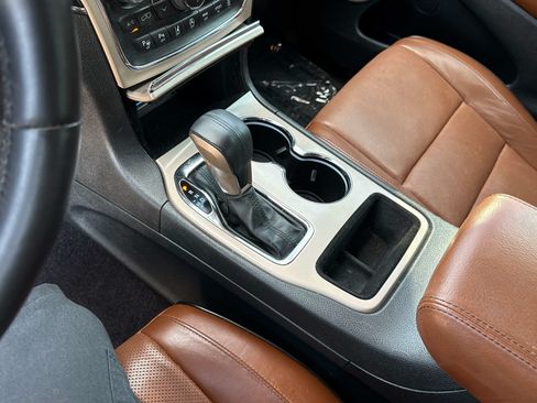 Used 2017 Jeep Grand Cherokee Summit w/ Platinum Series Group RWD image 21