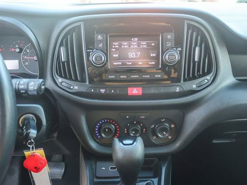 Used 2022 RAM ProMaster City Tradesman image 18