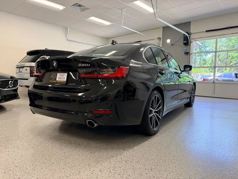 Used 2020 BMW 330i Sedan w/ Premium Package RWD image 9