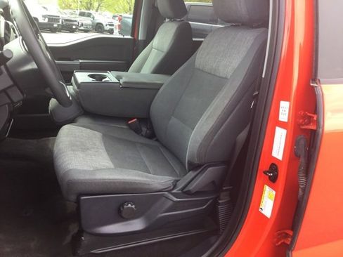 Used 2021 Ford F150 XLT image 10