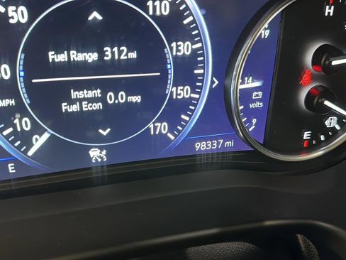 Used 2020 Buick Enclave Avenir w/ Avenir Technology Package image 11