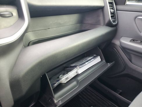 Used 2021 RAM 1500 Big Horn image 29