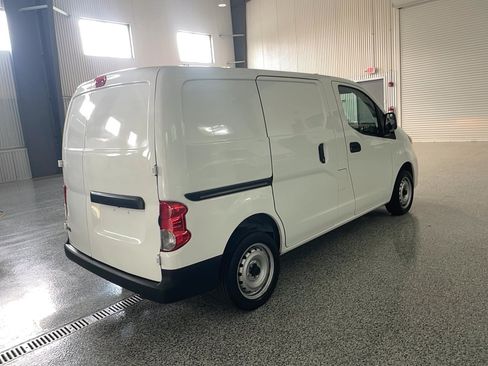 Used 2021 Nissan NV200 S FWD image 9