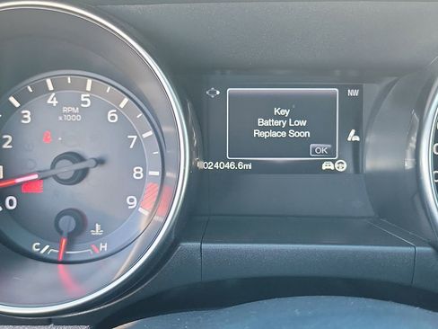 Used 2016 Ford Mustang Shelby GT350 w/ Technology Package image 10