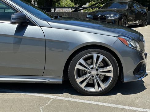 Used 2016 Mercedes-Benz E 350 Sedan image 34