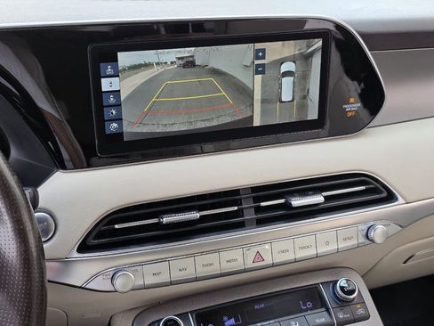 Used 2020 Hyundai Palisade Limited w/ Winter Weather Package image 16