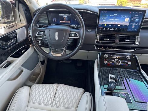 Used 2022 Lincoln Navigator L Black Label image 28