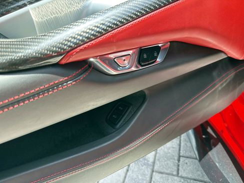 Used 2023 Chevrolet Corvette Z06 RWD image 19
