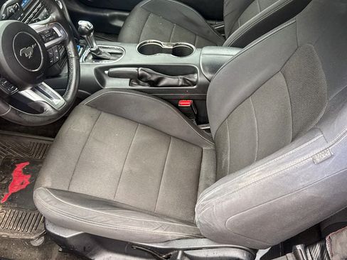 Used 2017 Ford Mustang Coupe image 16