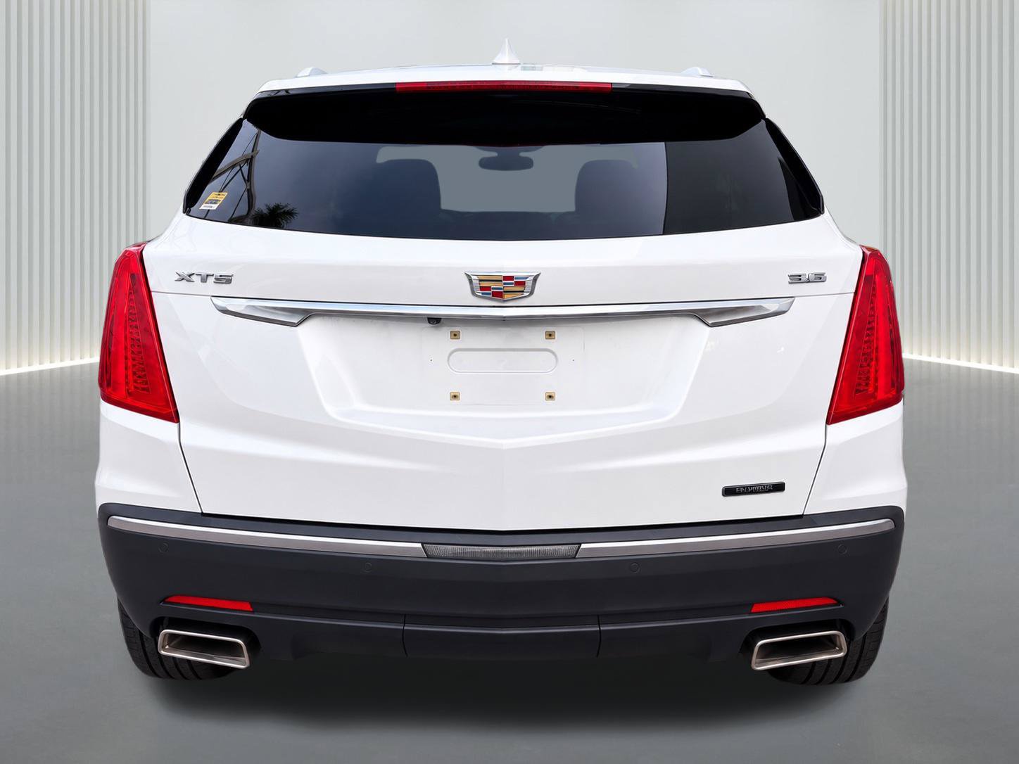 Used 2018 Cadillac XT5 Luxury FWD image 6