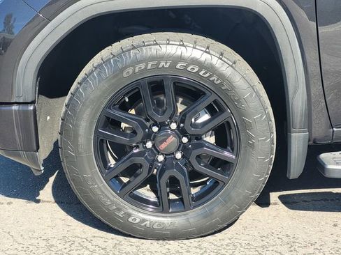 Used 2020 GMC Sierra 1500 Elevation w/ Elevation Value Package image 10