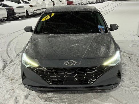 Used 2022 Hyundai Elantra SEL w/ Convenience Package image 9