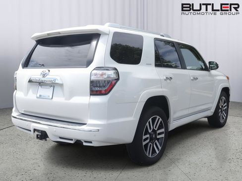 Used 2021 Toyota 4Runner Limited RWD image 6