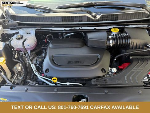 Used 2026 Chrysler Pacifica Limited AWD/4WD image 36