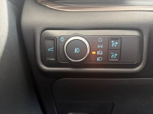 Used 2020 Ford Explorer Limited RWD image 20