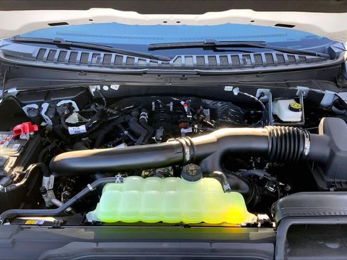 New 2025 Ford Expedition Active image 16