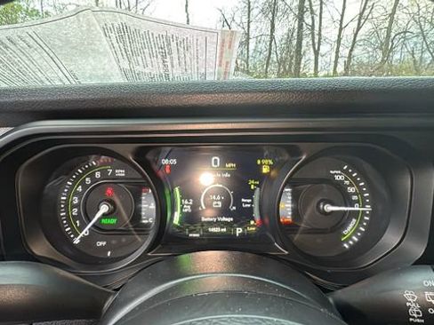 Used 2025 Jeep Wrangler Unlimited Sport S 4xe image 17