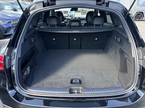 New 2026 Mercedes-Benz GLC 300 image 5
