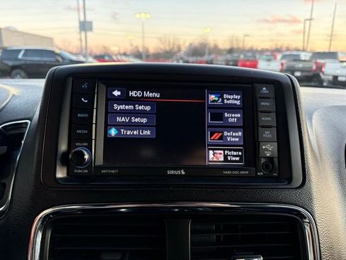 Used 2019 Dodge Grand Caravan GT image 16