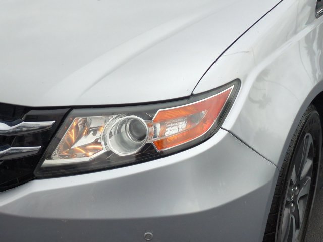 Used 2015 Honda Odyssey Touring image 10