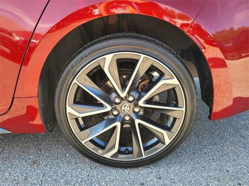 Used 2022 Toyota Corolla SE image 16