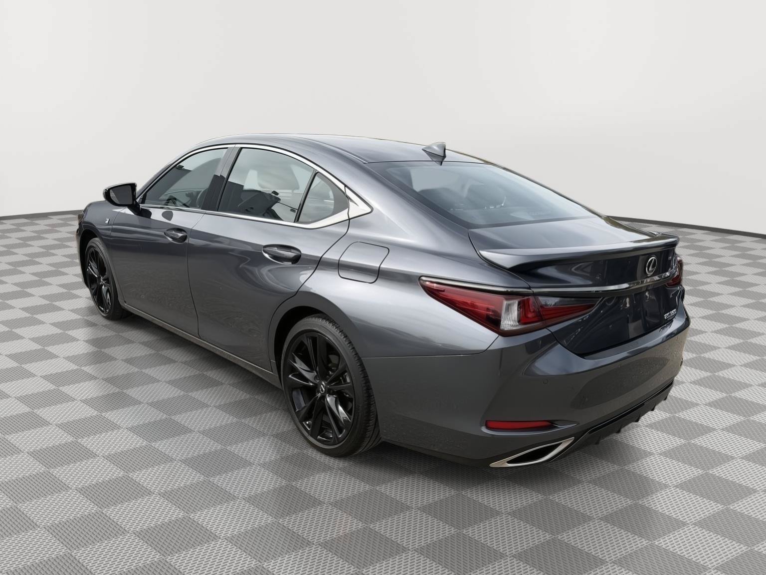 Used 2023 Lexus ES 350 F Sport w/ Accessory Package (Z2) FWD image 5