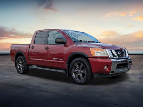 Used 2015 Nissan Titan SV w/ SV Value Truck Package image 1