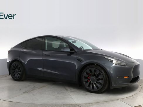 Used 2021 Tesla Model Y Performance image 5