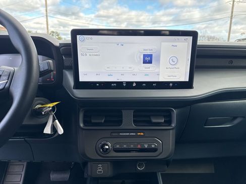 New 2025 Ford Maverick XL w/ Equipment Group 101A image 16