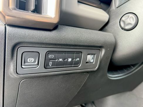 New 2025 GMC Hummer EV 2X image 44