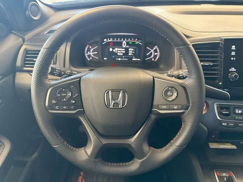 Certified 2023 Honda Passport TrailSport image 28