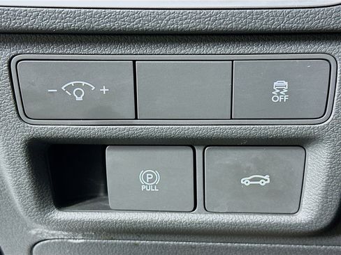 Used 2025 Hyundai Sonata SEL FWD image 17