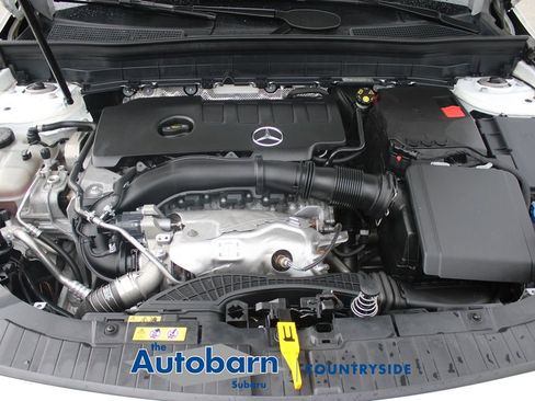 Used 2023 Mercedes-Benz GLB 250 4MATIC w/ Premium Package image 33