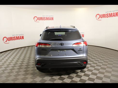 Used 2024 Toyota Corolla Cross AWD Hybrid image 7