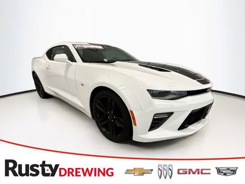 Used 2016 Chevrolet Camaro SS image 1