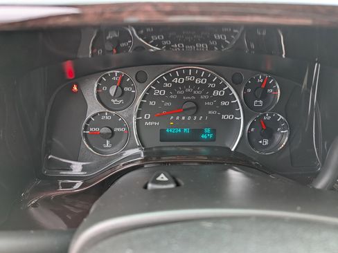 Used 2014 GMC Savana 1500 SLT image 16