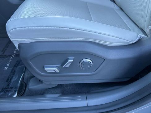 Used 2025 Hyundai Santa Fe SEL image 13