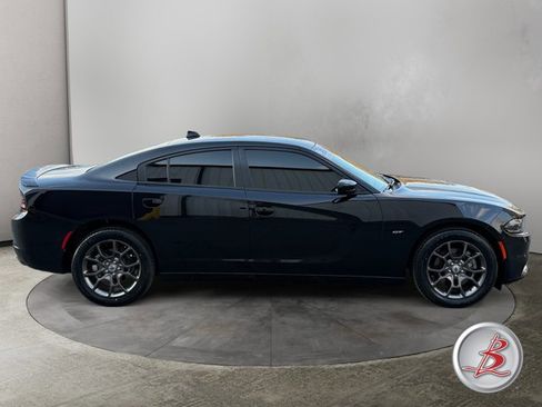 Used 2018 Dodge Charger GT image 8
