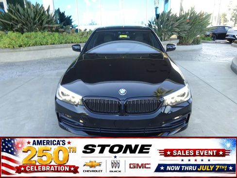 Used 2019 BMW 530i RWD image 2