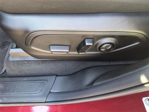 New 2025 Jeep Grand Cherokee Laredo X w/ Luxury Tech Group I image 12