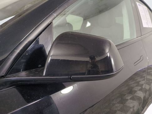 Used 2023 Tesla Model Y Long Range AWD/4WD image 12