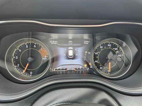 Used 2019 Jeep Cherokee Trailhawk w/ Comfort/Convenience Group image 4