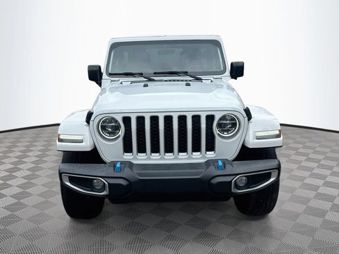 Used 2022 Jeep Wrangler Unlimited Sahara w/ Cold Weather Group AWD/4WD image 2