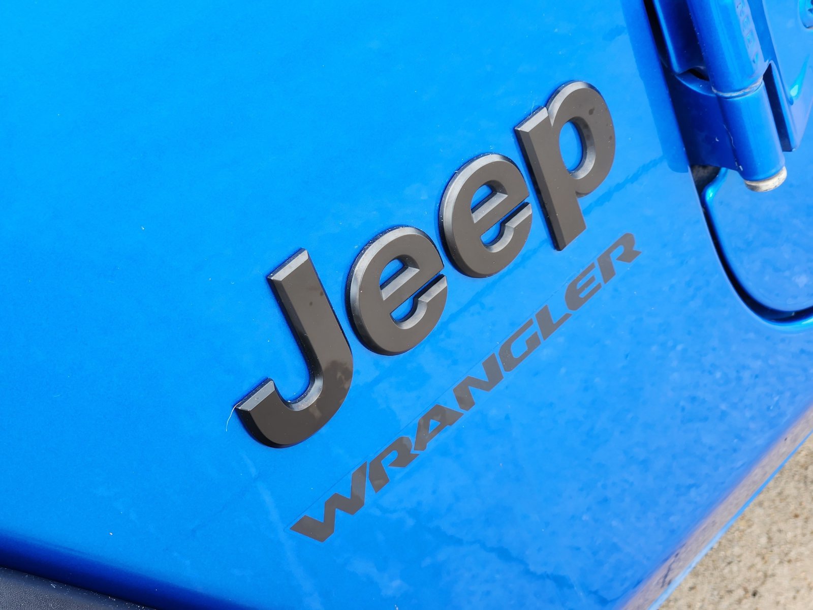 Used 2022 Jeep Wrangler Sport AWD/4WD image 18