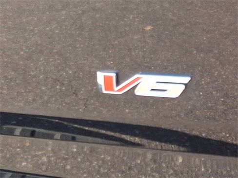 Certified 2022 Chevrolet Colorado LT w/ LT Convenience Package image 29