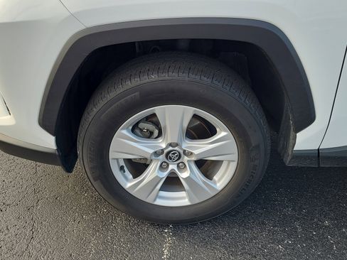 Used 2020 Toyota RAV4 XLE image 11