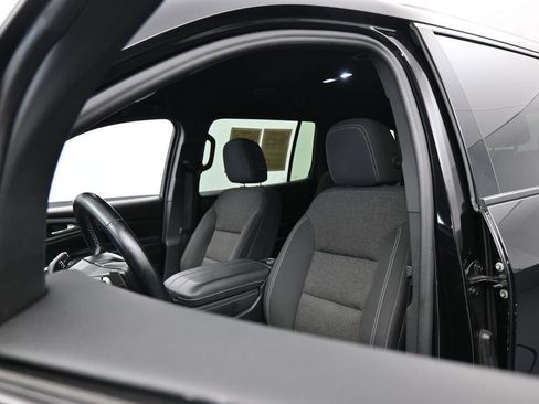 Used 2024 Chevrolet Traverse LT FWD image 10